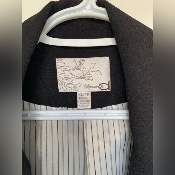 Black Dynamite Blazer with Striped Lining - Picture 4 of 7